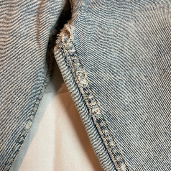 Vintage Levi 550 Relaxed Fit Distressed Jeans, Size 34x30 - Picture 6 of 12